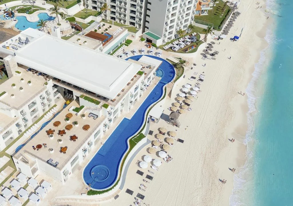Hotel Emporio Cancún