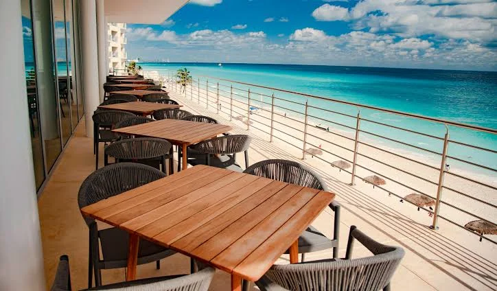 Hotel Emporio Cancún