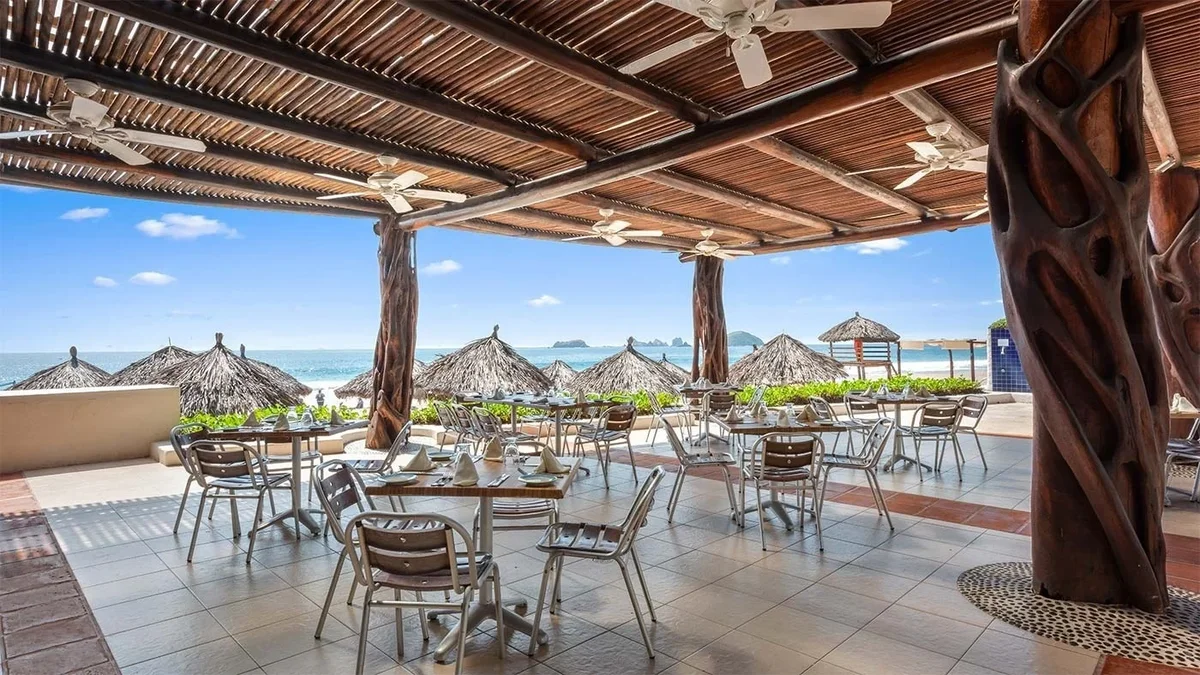 Park Royal Beach Ixtapa