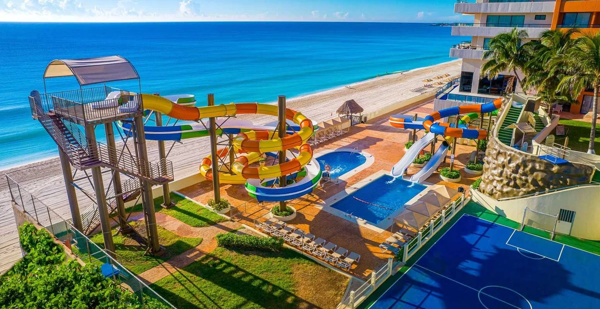 Crown Paradise Club