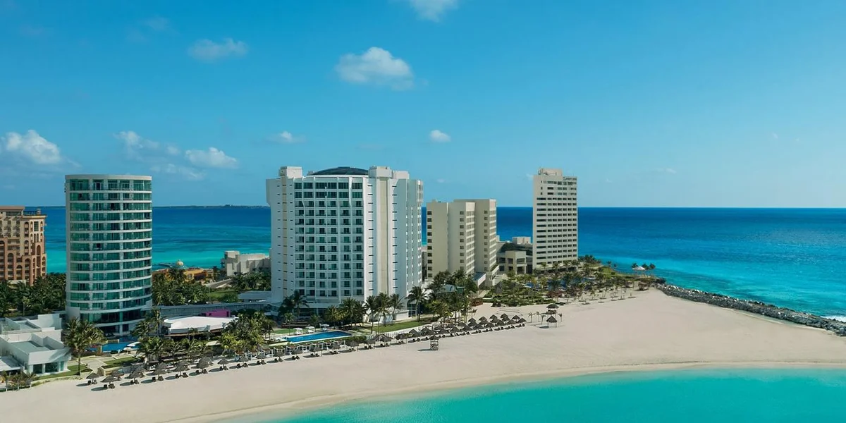 Krystal Grand Cancún