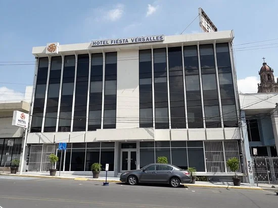 hotel fiesta Versalles